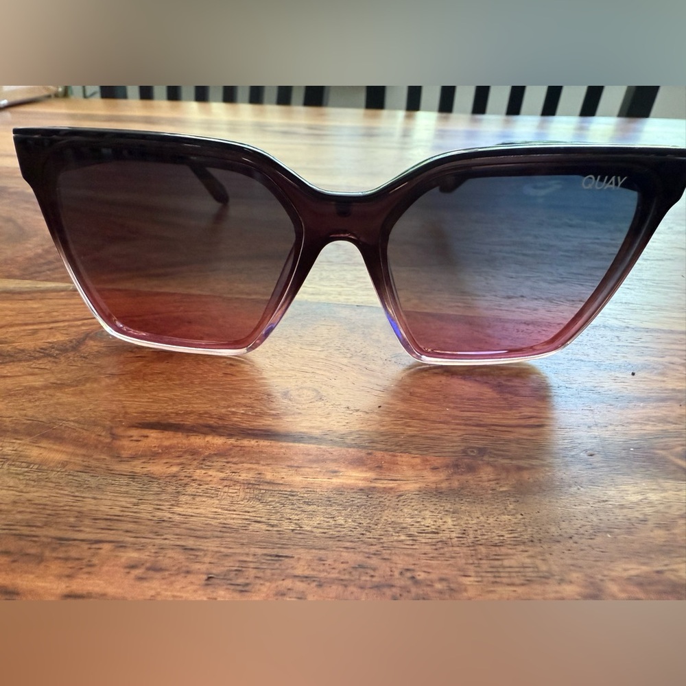 Quay Stylish Gradient Sunglasses